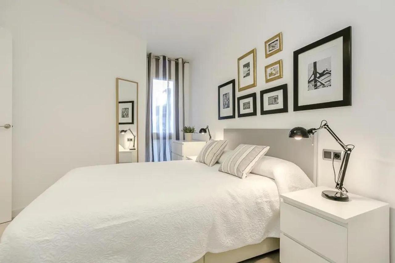 51Sam1021 - Modern Apartment Near Montjuic Barcelona Exteriér fotografie
