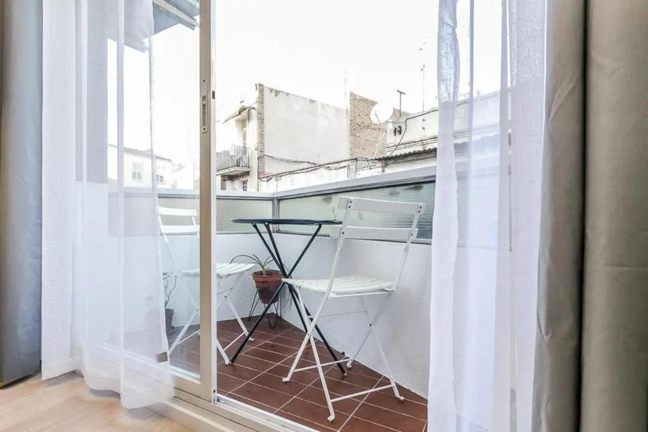 51Sam1021 - Modern Apartment Near Montjuic Barcelona Exteriér fotografie